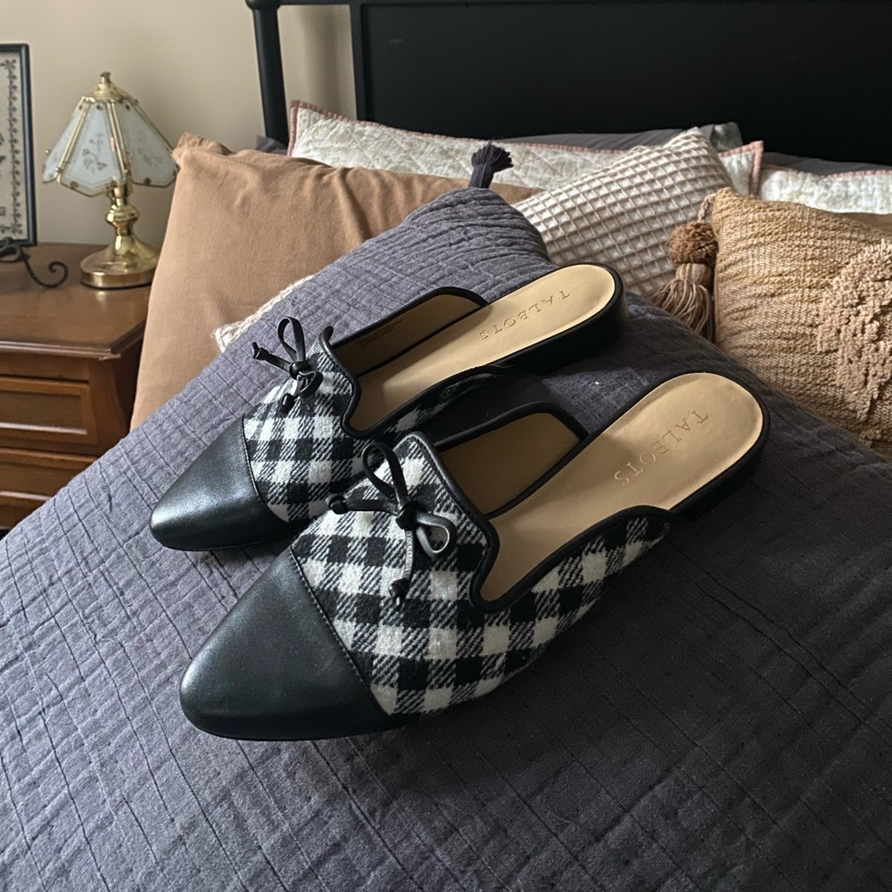Talbots Black and White Plaid Mules with Dainty Black Bow — Women’s 8